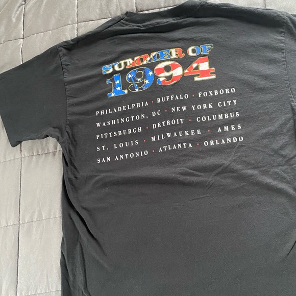 1994 Elton John Concert/Tour Tee ; Clean and In great used shape : 👓 Elton 🎹 - Picture 8 of 8